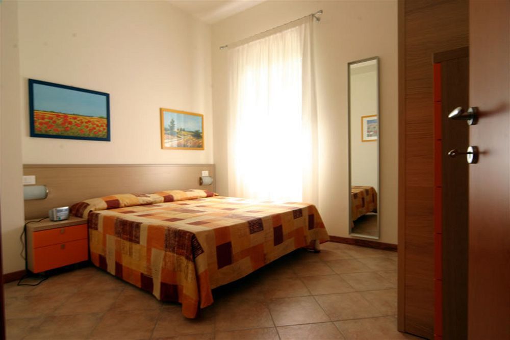 Aparthotel Gioia กาออร์เล ภายนอก รูปภาพ