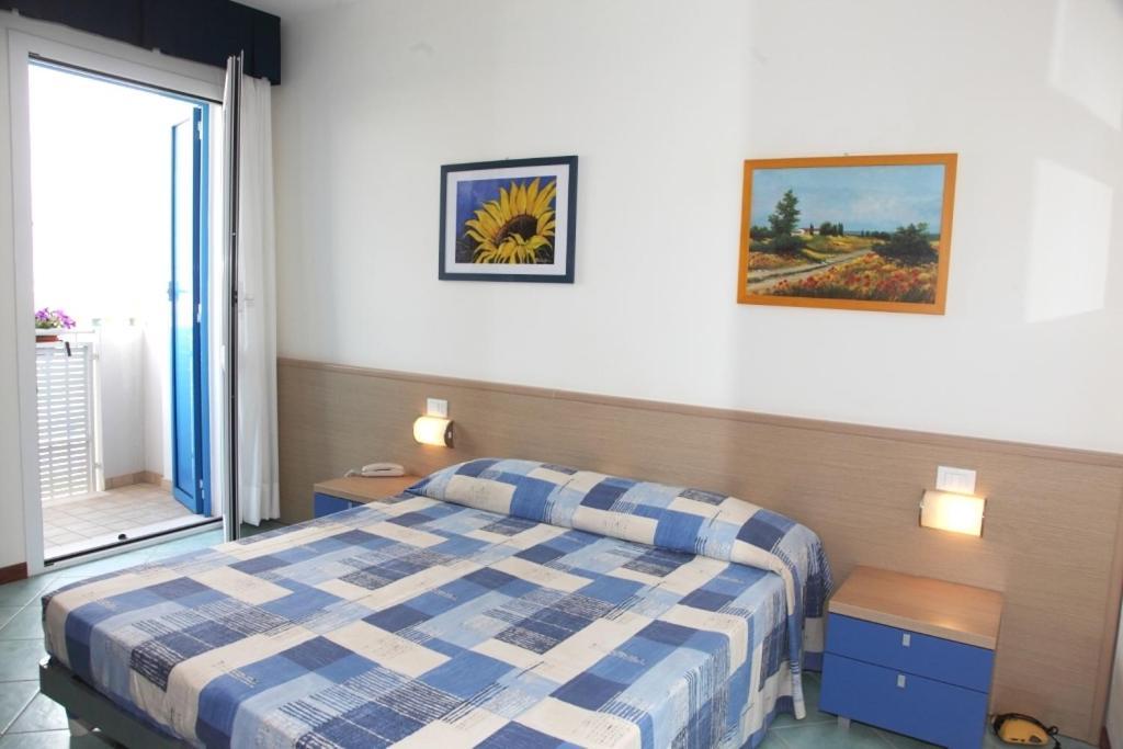 Aparthotel Gioia กาออร์เล ภายนอก รูปภาพ